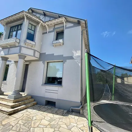 Donvillaise 15 Pers : Jacuzzi, 8 Min A Pied Villa