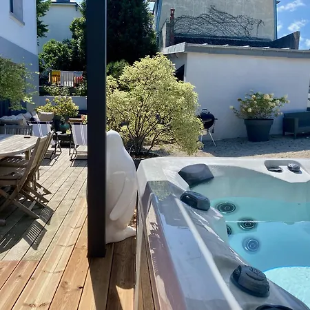 Villa Donvillaise 15 Pers : Jacuzzi, 8 Min A Pied *